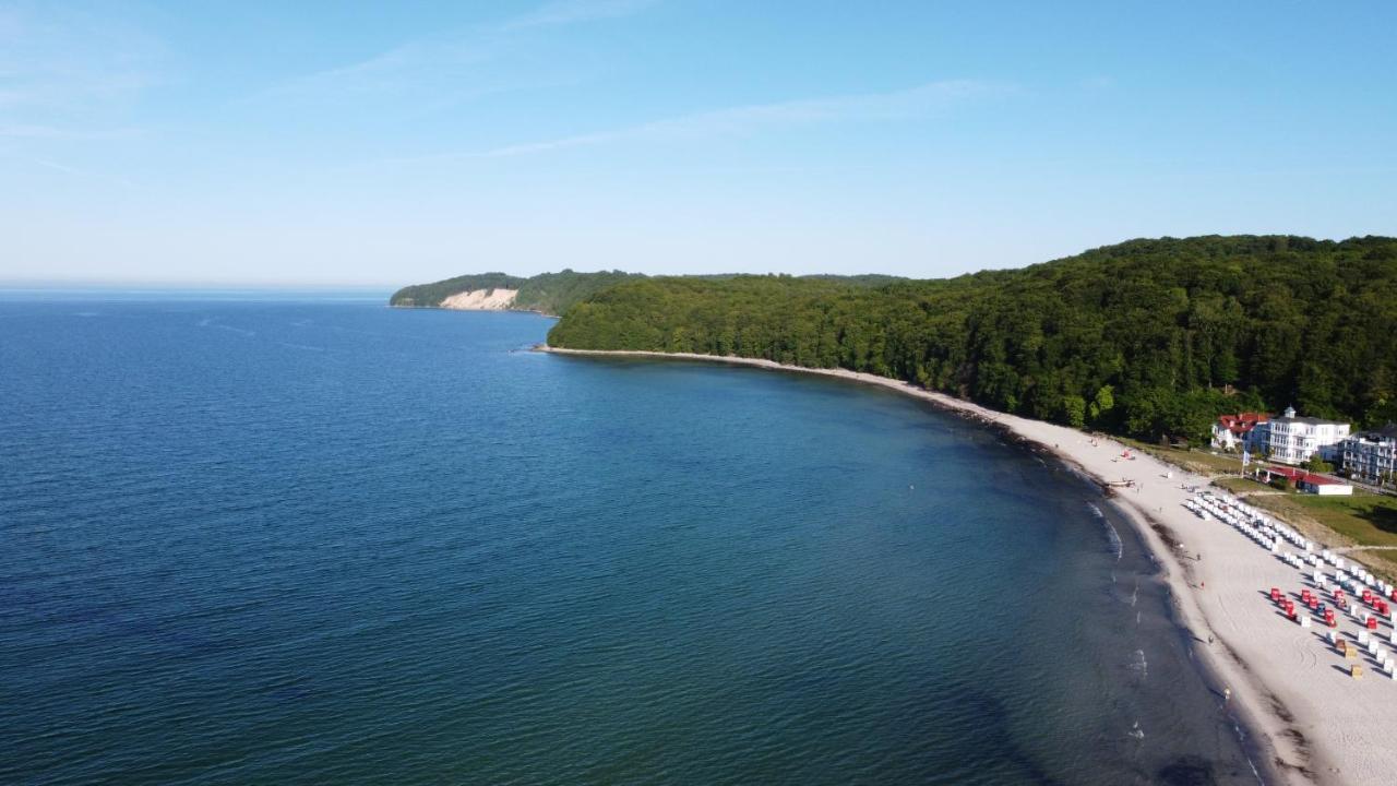 Haus Strandburg - Hinter Duene Und Meer Остзебад Бинц Екстериор снимка