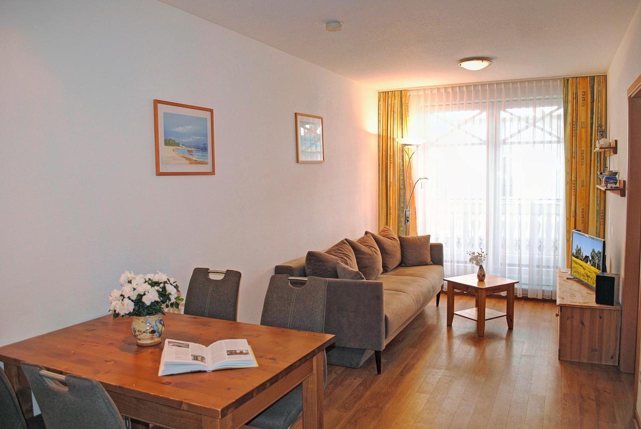 Haus Strandburg - Hinter Duene Und Meer Остзебад Бинц Екстериор снимка